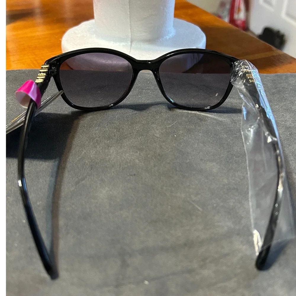 Foster Grant MaxBlock Sunglasses‎ Black Gold Crystal Detail 44990FGX001 FWG NWT